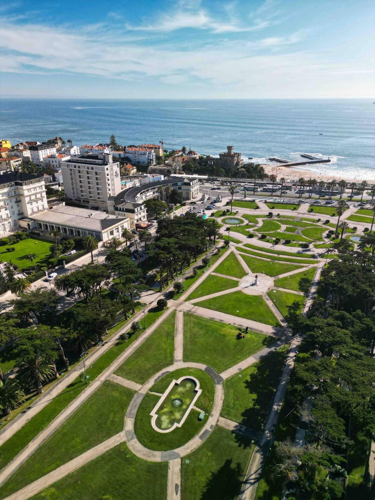 Sea View W Balcony 2 Mins Walk To Beach & Casino إستوريل المظهر الخارجي الصورة